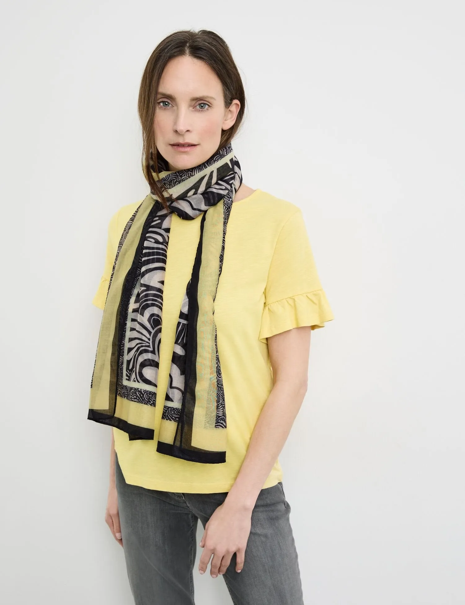 Lightweight Scarf