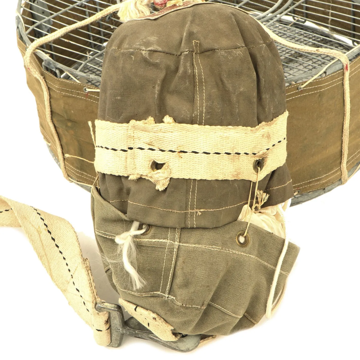 Original U.S. WWII Airborne Parachute Pigeon Cage Drop Cage Basket with Parachute and Accessories