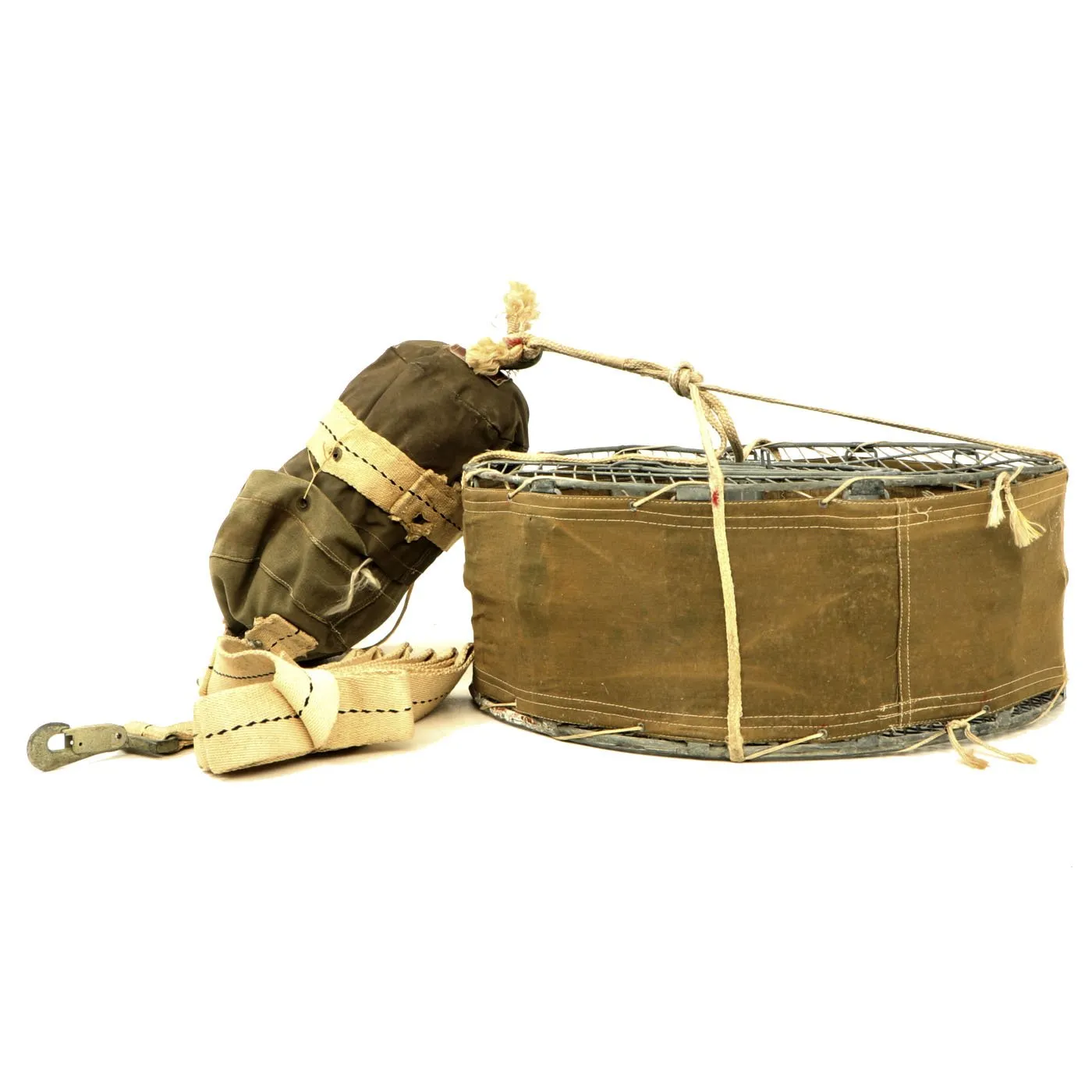 Original U.S. WWII Airborne Parachute Pigeon Cage Drop Cage Basket with Parachute and Accessories