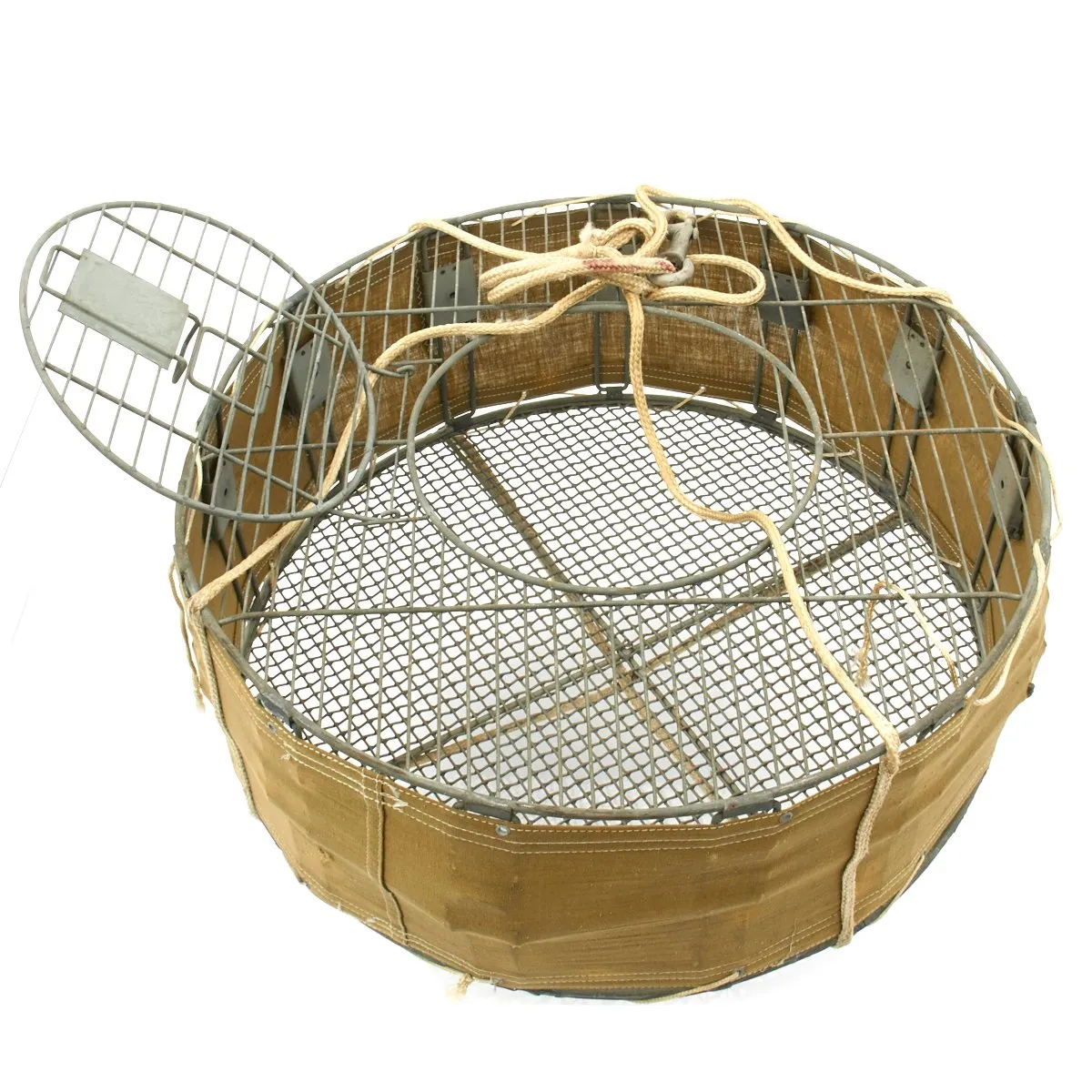 Original U.S. WWII Airborne Parachute Pigeon Cage Drop Cage Basket